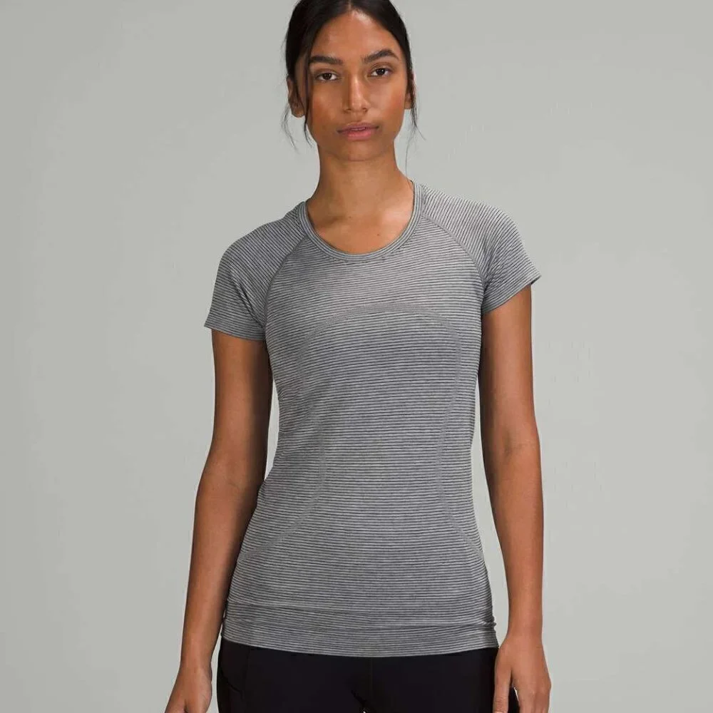 Lululemon Swiftly Tech Short Sleeve Shirt 2.0 - 12